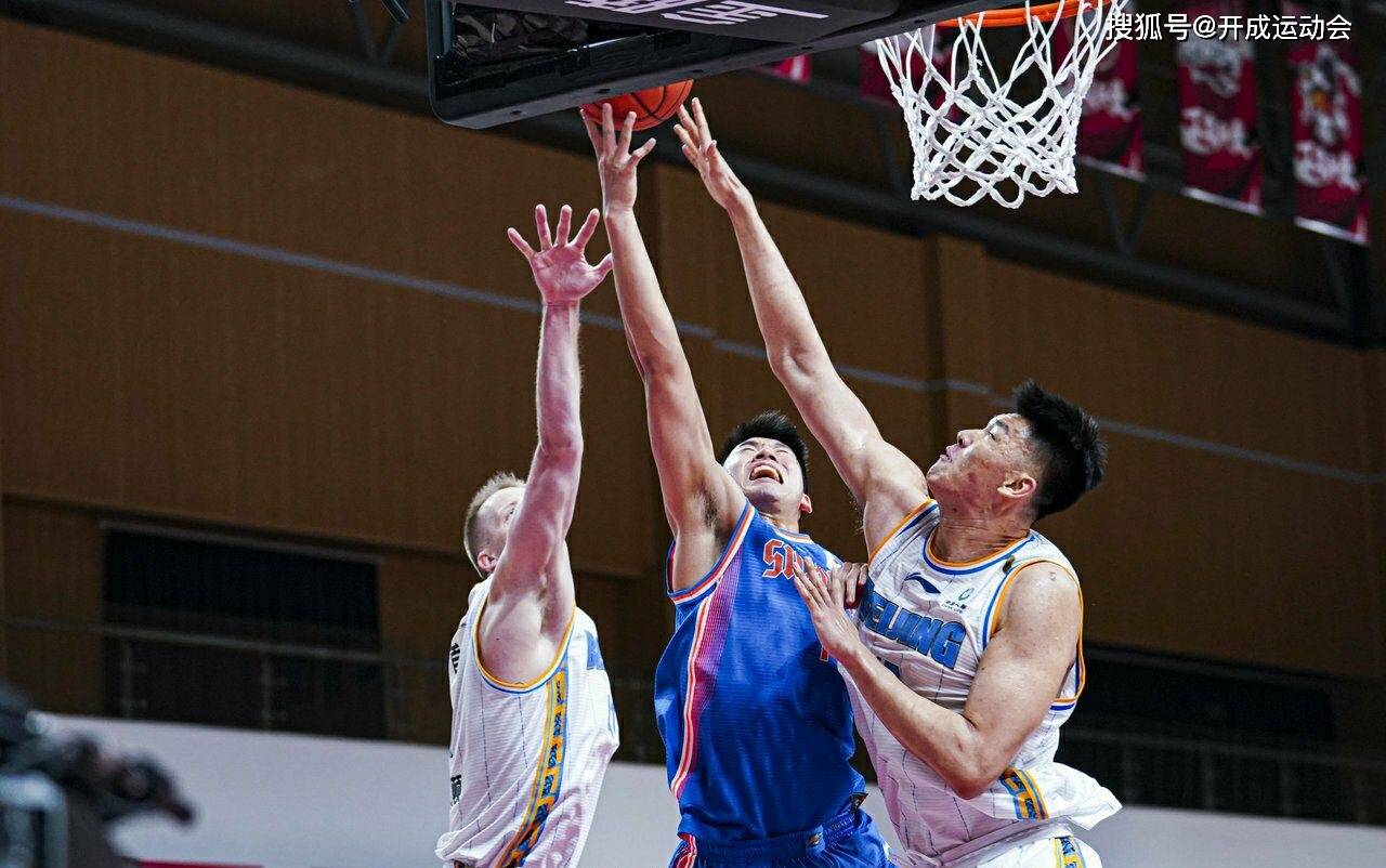 风云突变马赛赛后篮板制胜，NBA常规赛版图或变，态度坚定，身体对抗强度拉满