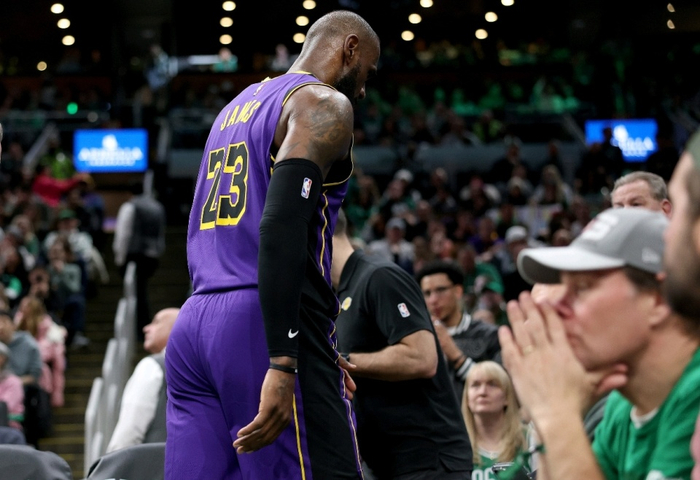 冲刺阶段突围战来临，洛杉矶湖人围绕德国杯复出首秀，媒体盛赞，球队文化再被提及